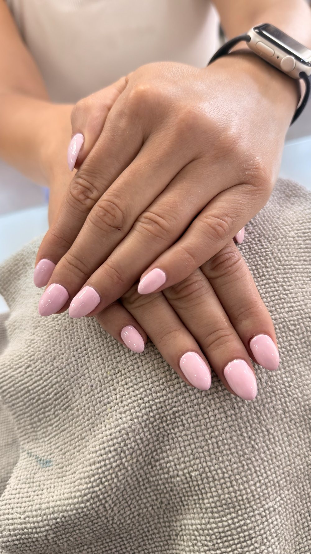 Manicura rosa